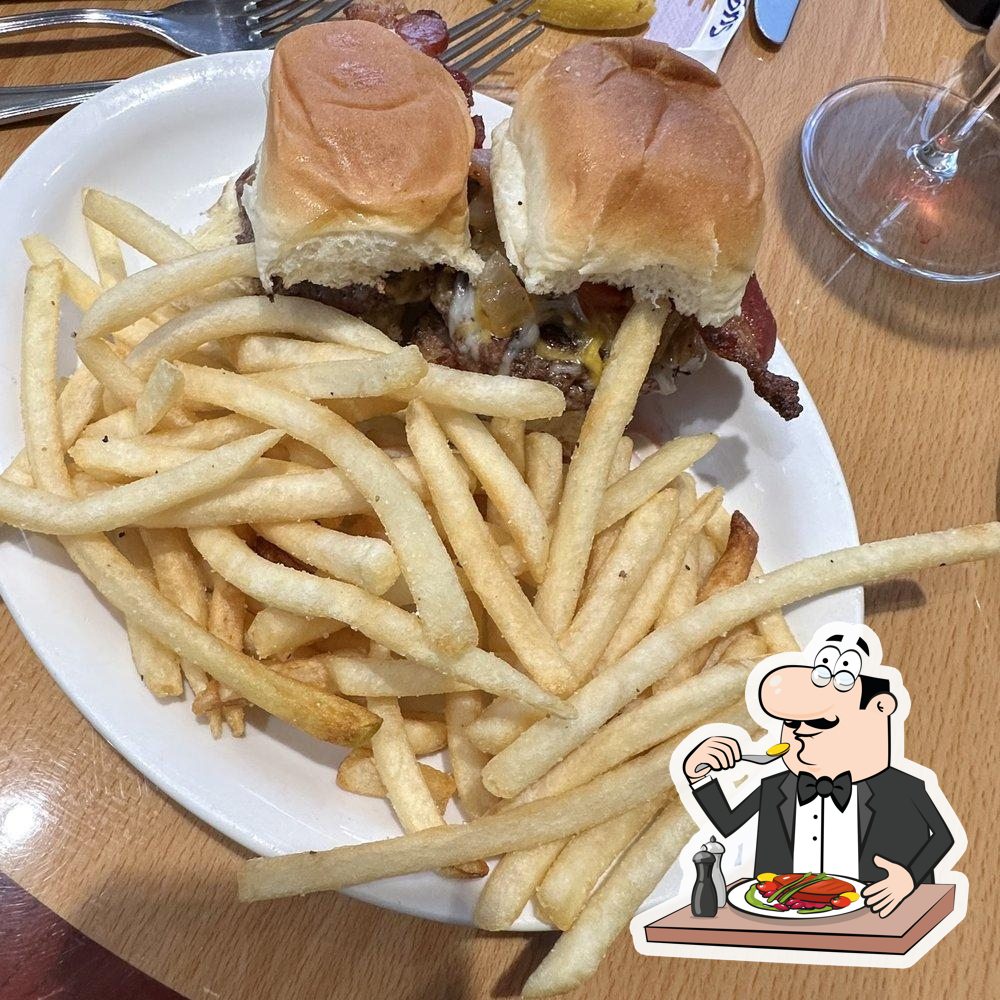 Center Bar & Grill in Lake Forest Restaurant reviews