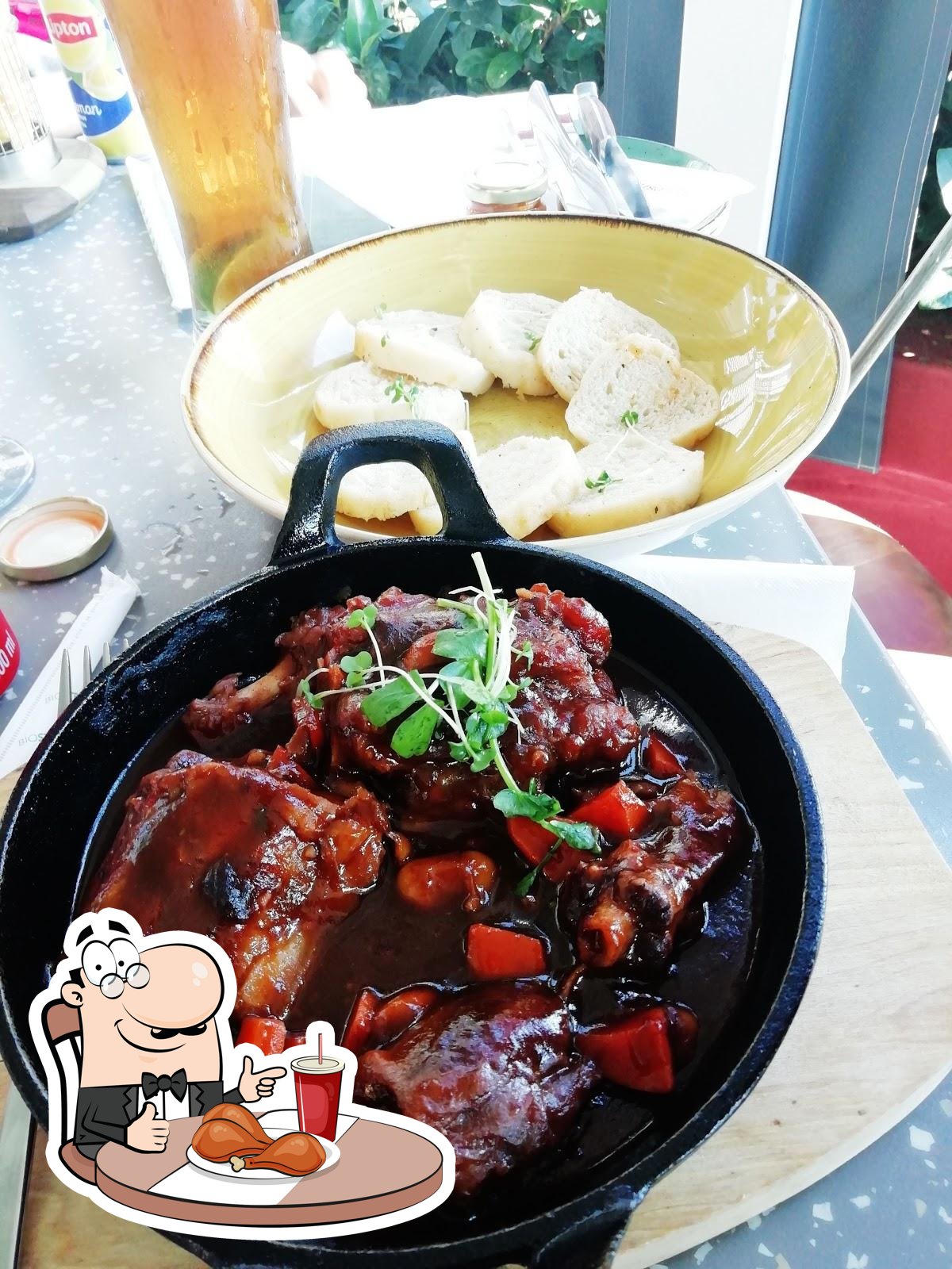 FRIDAYS RESTAURANT, Midrand, Blue Hills shopping center Restaurant