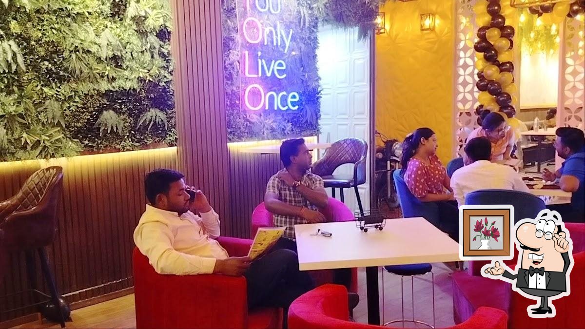 INHouse Cafe, Pilkhuwa Restaurant reviews