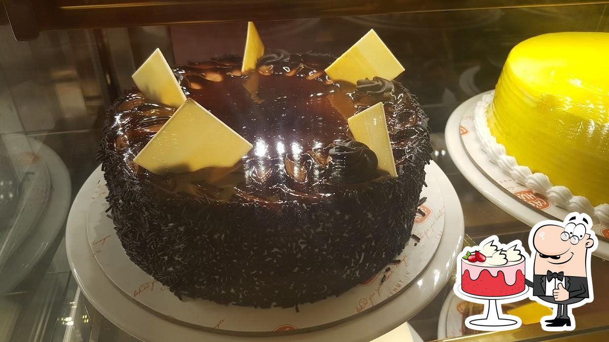 Bounty Chocolate - Picture of Cake Hut, Kochi (Cochin) - Tripadvisor