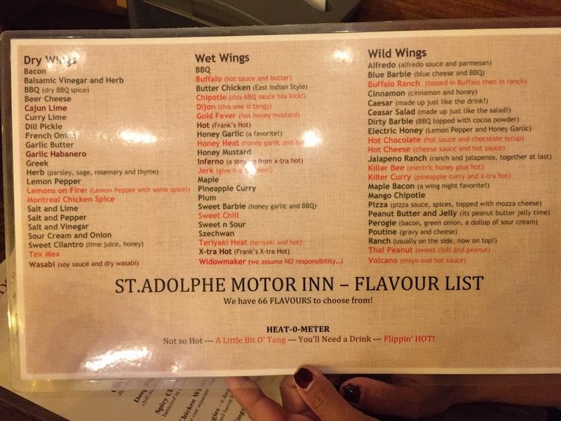 Menu au St Adolphe Motor Inn pub et bar, Saint Adolphe
