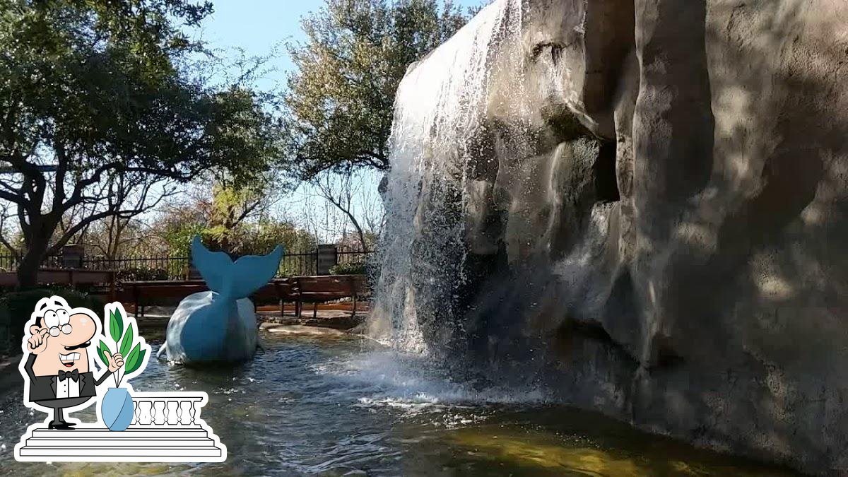 PuttPutt Fun Center in Arlington Restaurant reviews