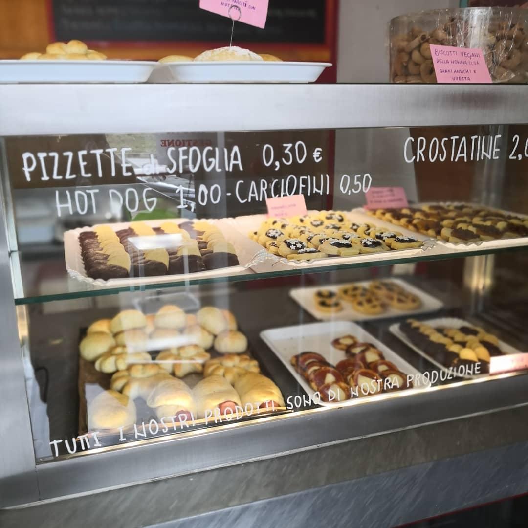 Menu at Bocconcino pizzeria, Florence