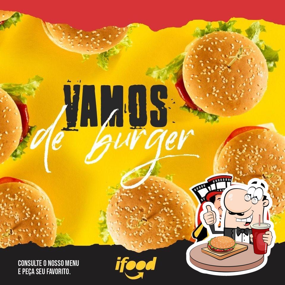 Já1000 HotDogueria & Petiscaria - A modelo é só uma ajudinha pra você não  passar batido pela nossa 𝐏𝐑𝐎𝐌𝐎ÇÃ𝐎! 😅⁣ ⁣ Viu só? Então peça agora!⁣ ⁣  🌭🌭🌭 𝟑 𝐇𝐎𝐓 𝐃𝐎𝐆𝐒 𝐩𝐨𝐫