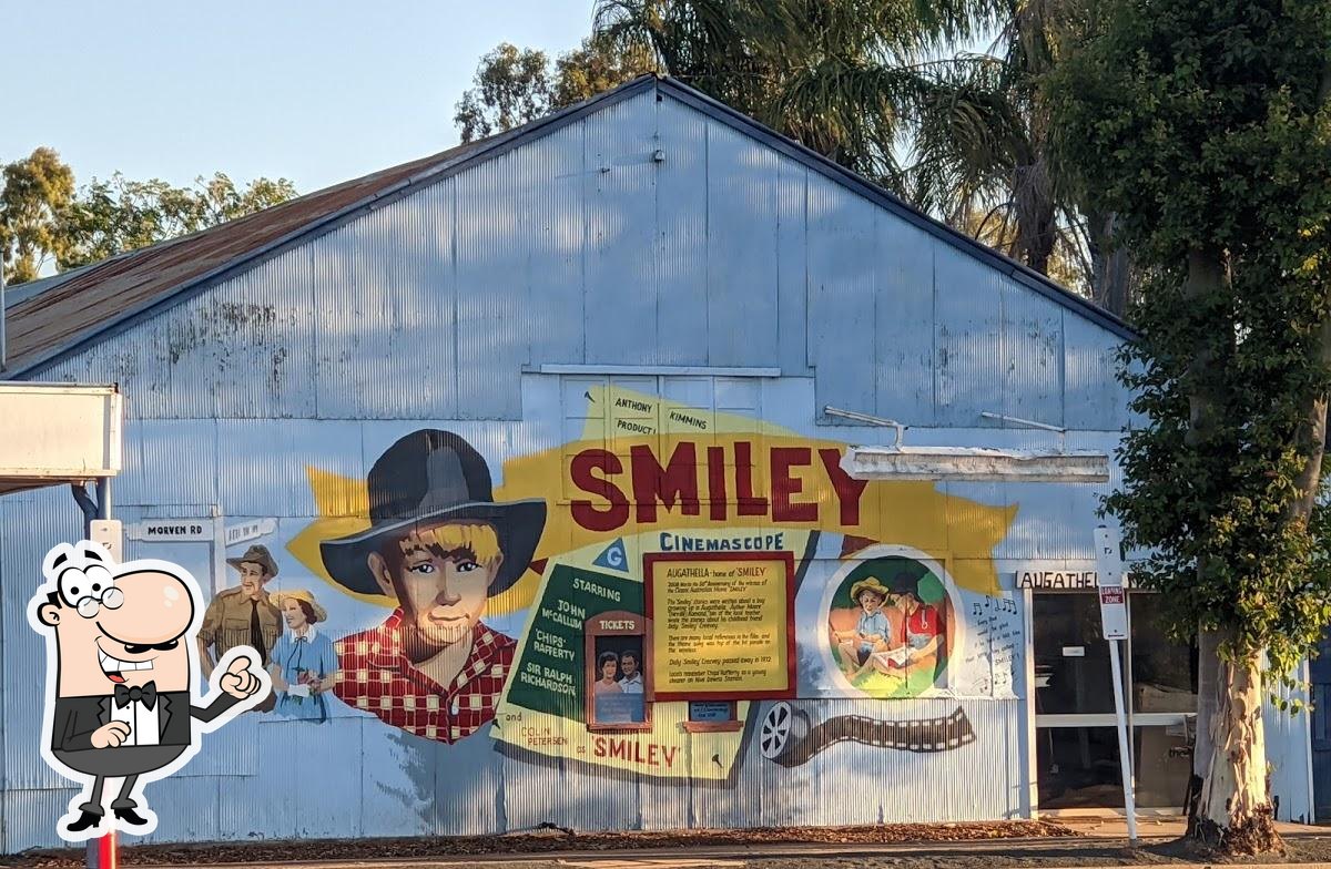 Smileys Cafe in Augathella Restaurant reviews