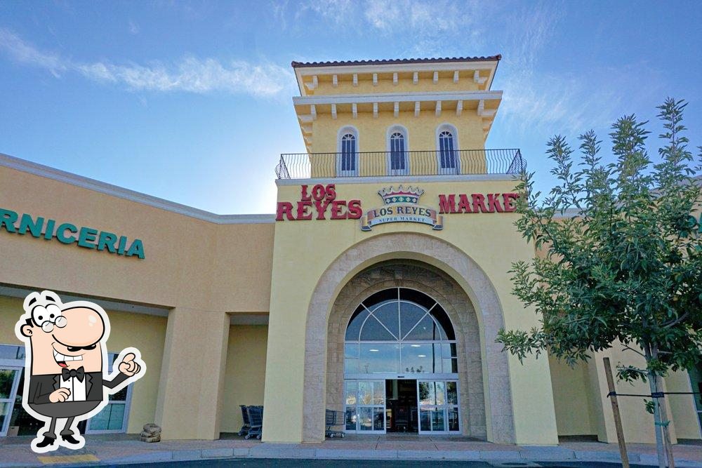 Los Reyes Market in Bakersfield Restaurant reviews