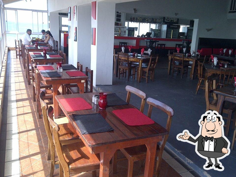 Porthole Pub & Restaurant, Saint Francis Bay