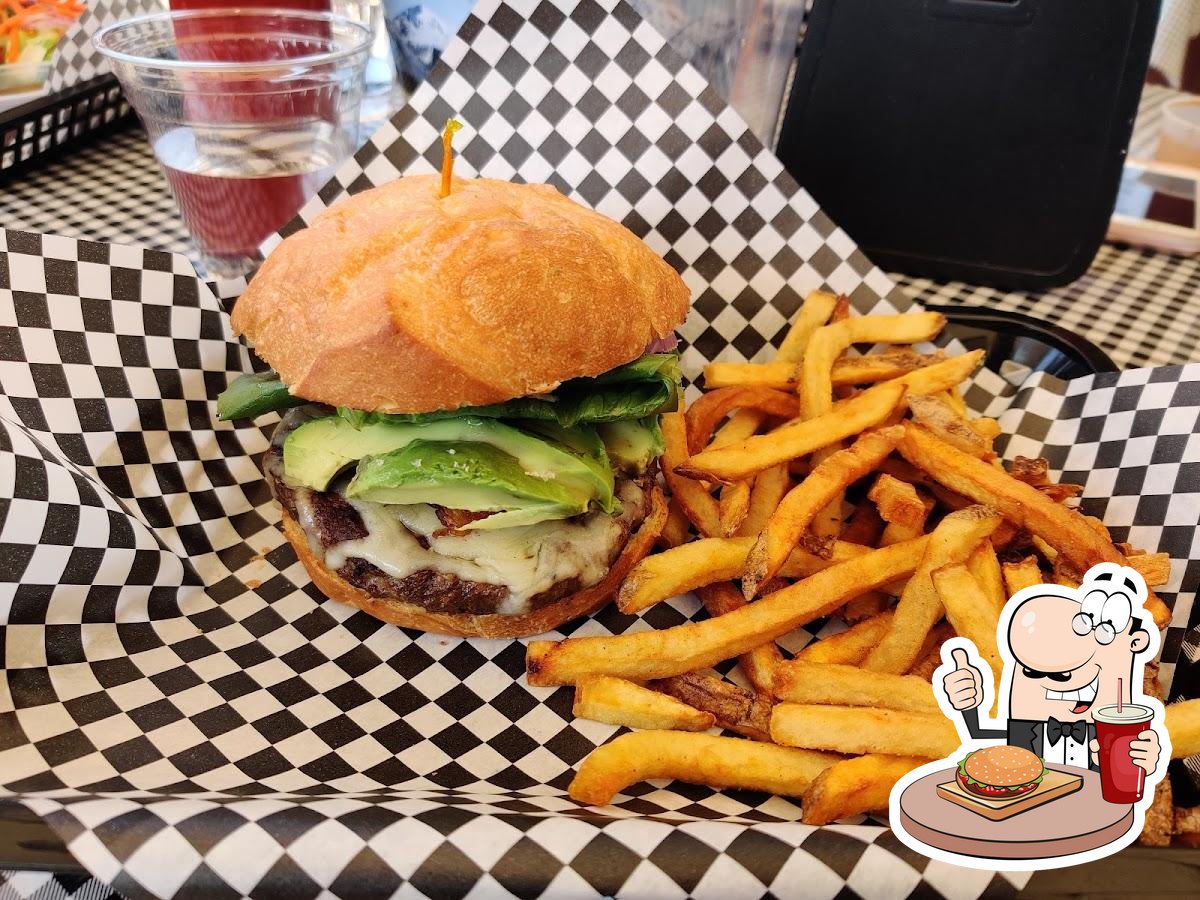 Grand Ave Grill in Eagle Restaurant menu and reviews