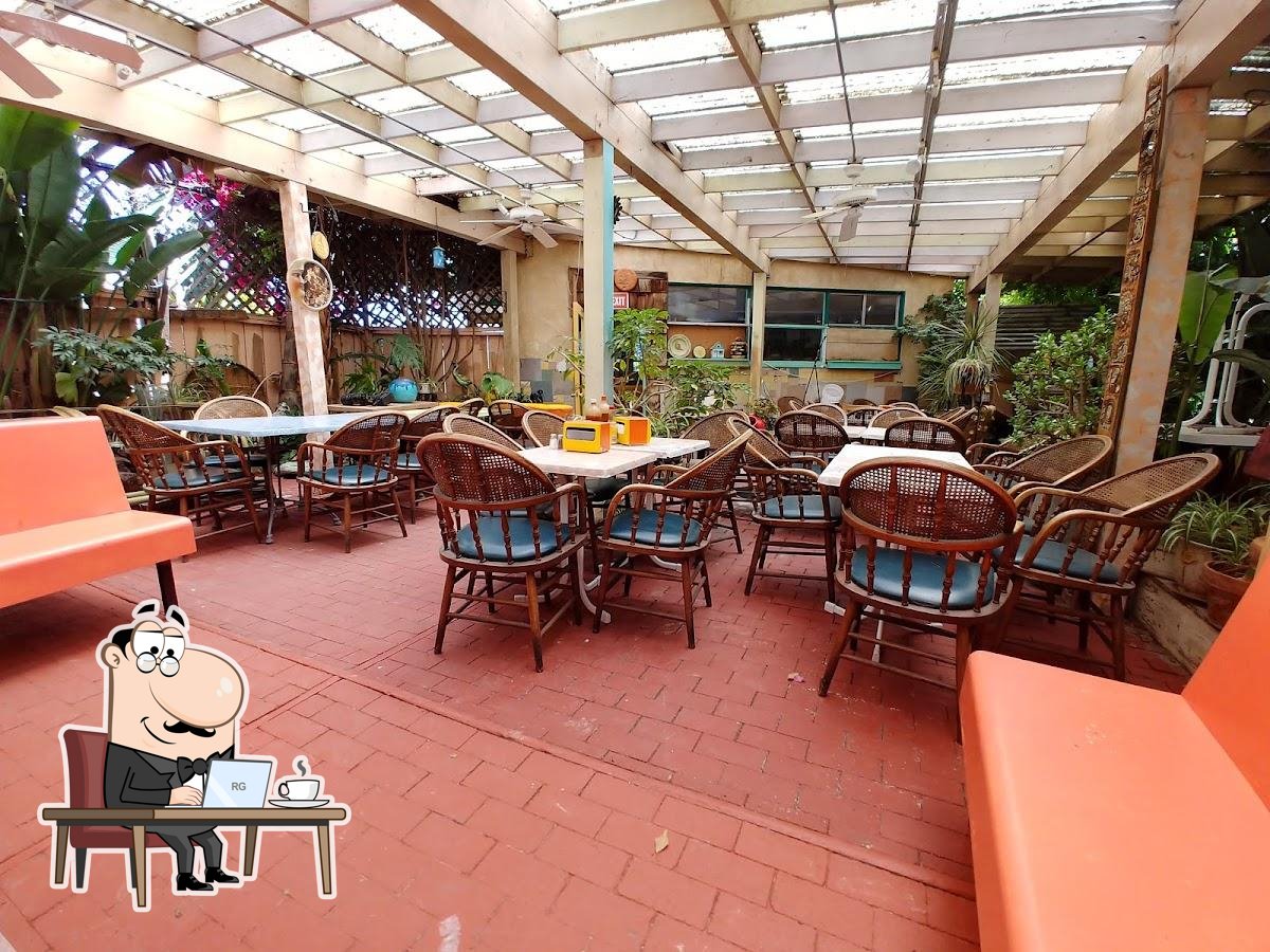 Chili Peppers Restaurant, 2121 Broad St in San Luis Obispo Restaurant