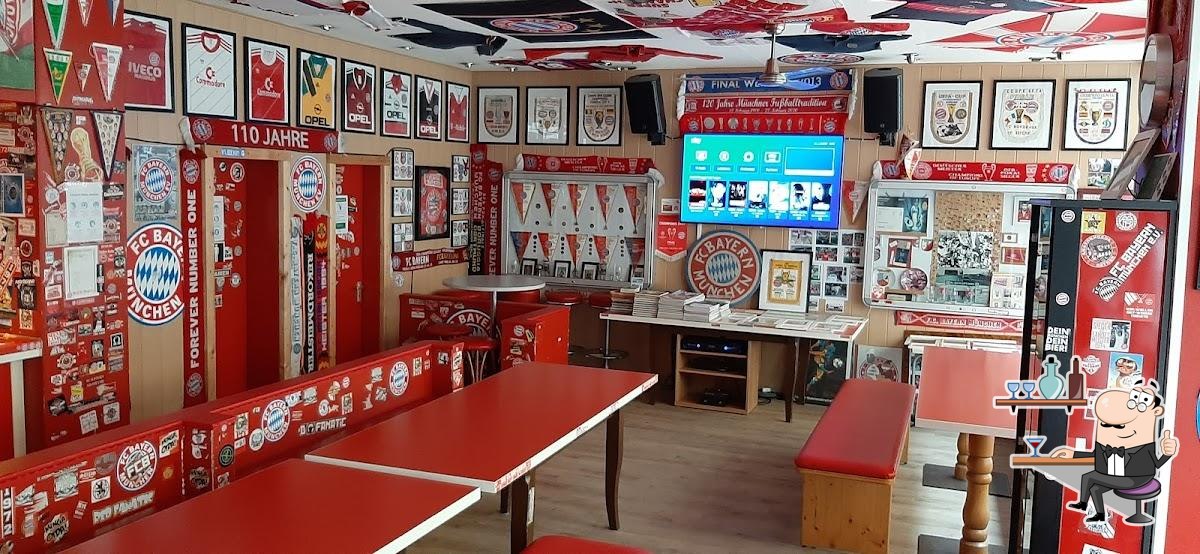 Fan Arena, Der Rot-Weiße Fan Treff