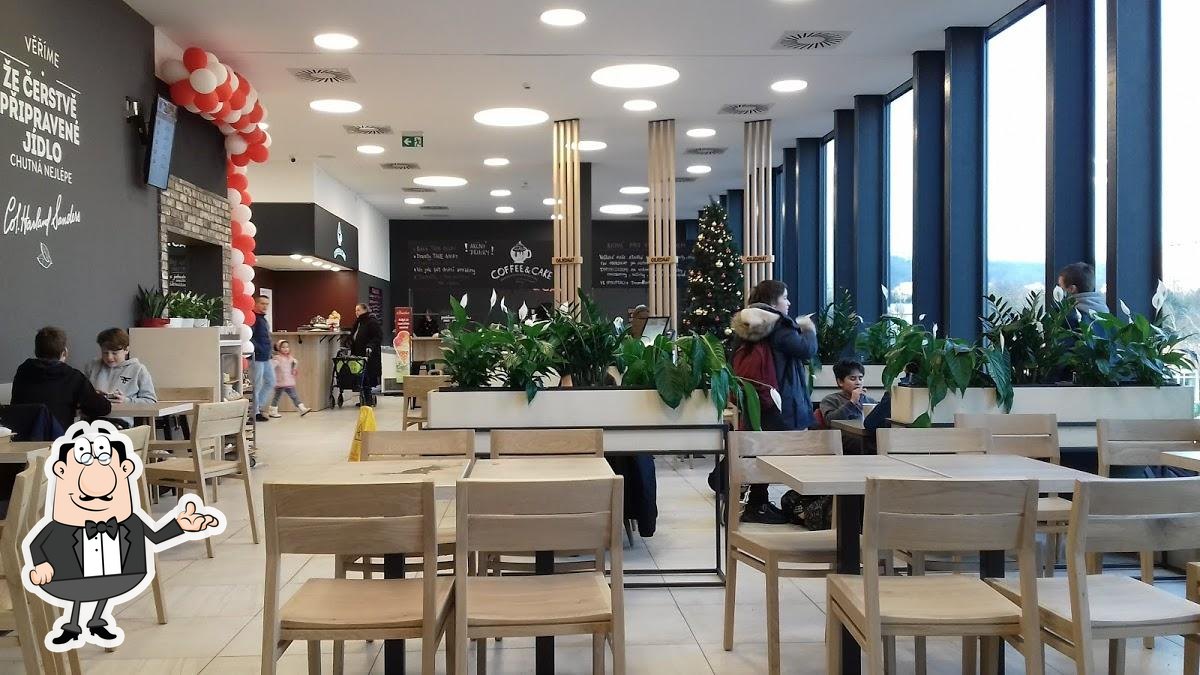 Kfc Praha Ladvi Restaurant Prague Strelnicna 1660 Restaurant Menu And Reviews
