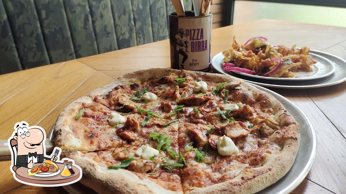 Pizza e Birra Sports Bar Graha Famili, Surabaya Restaurant reviews