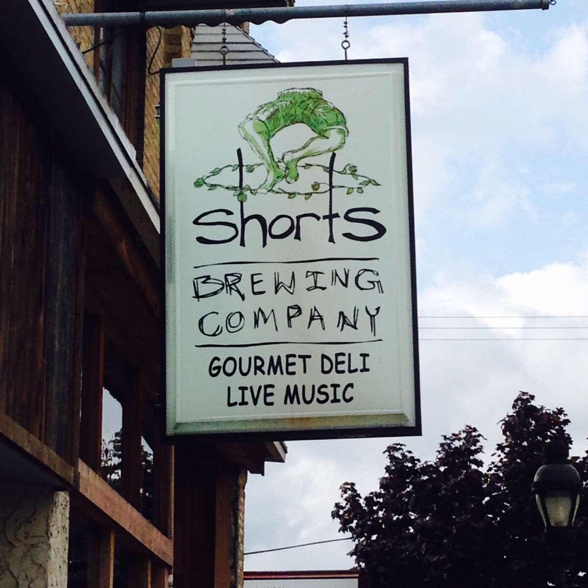 short's brewing company bellaire pub
