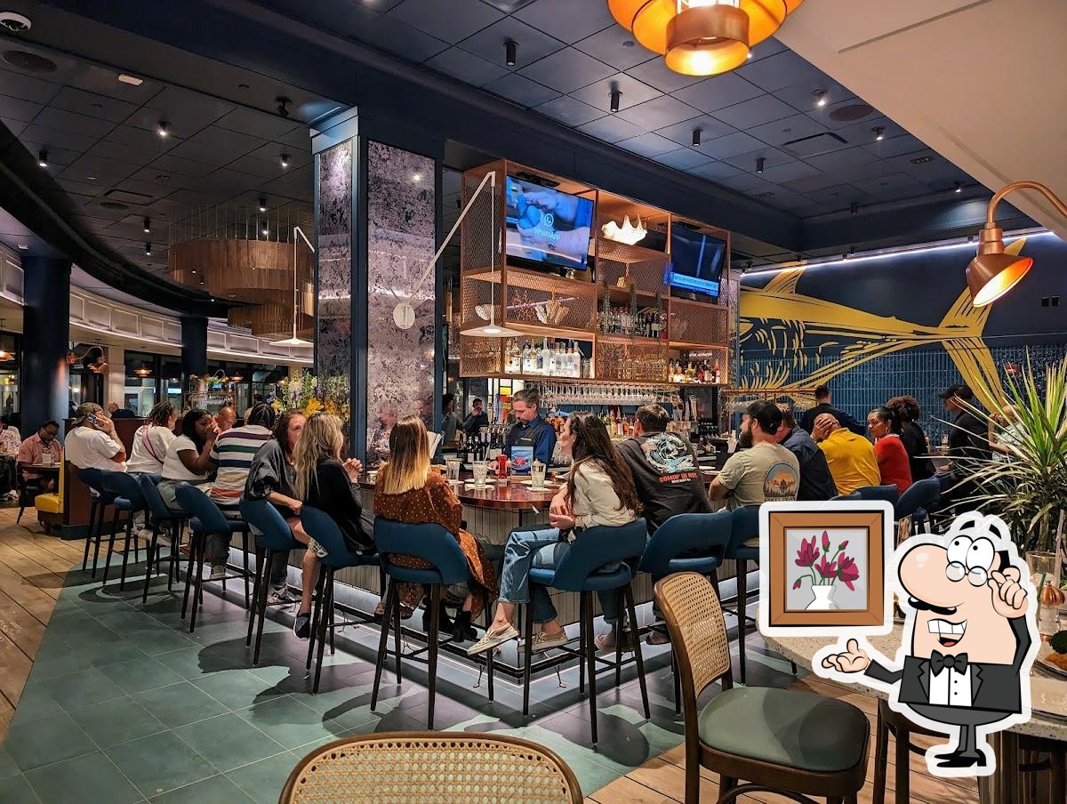 Legal Sea Foods - Town Center of Virginia Beach in Virginia Beach