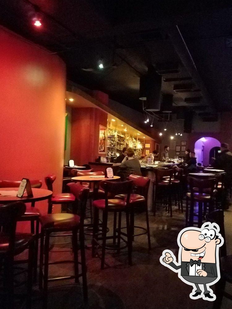 Elliot's Martini Bar in Fort Collins Restaurant menu and reviews