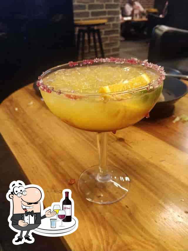 Buffalo wild wings, Gachibowli, Hyderabad Restaurant reviews