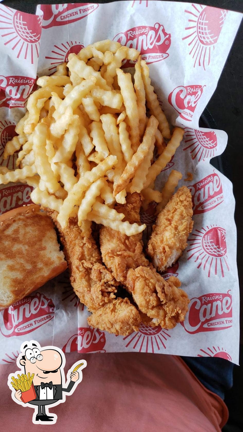 Raising Cane's Chicken Fingers in Weslaco Restaurant menu and reviews