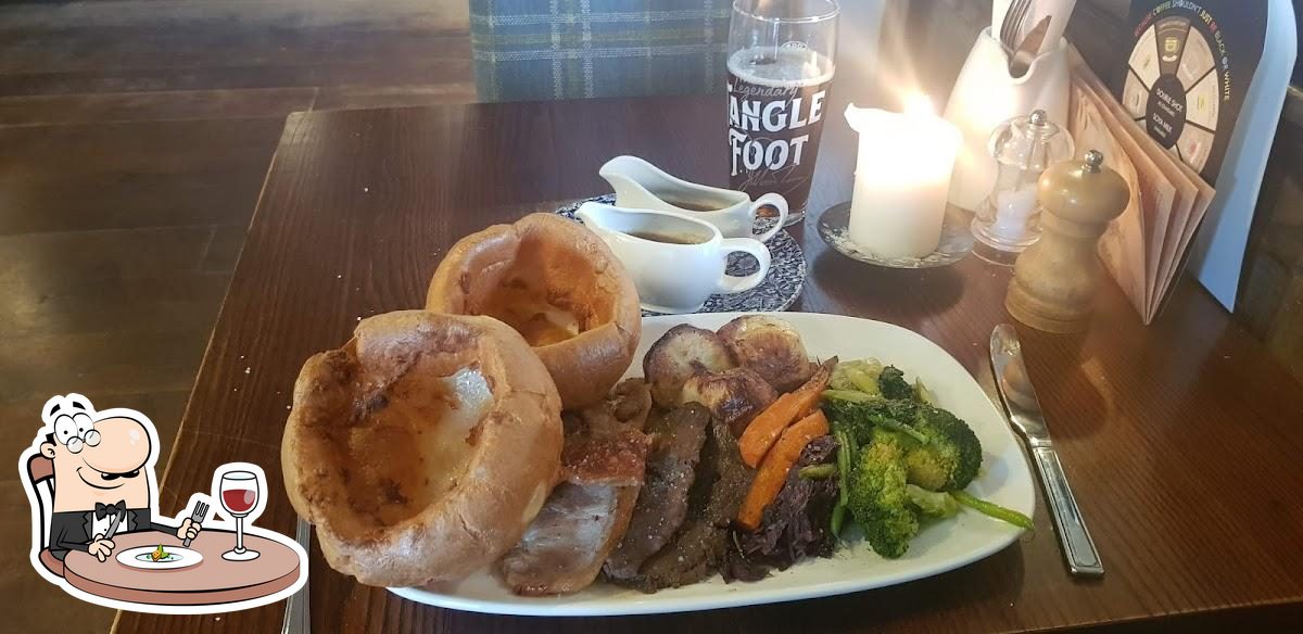 The Boathouse Pub Restaurant & Bath, Newbridge Rd in