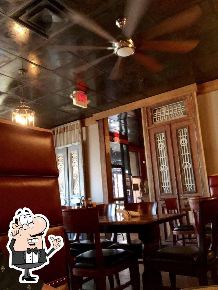 Gatehouse Tavern, 960 Gateway Commons Cir in Wake Forest Restaurant