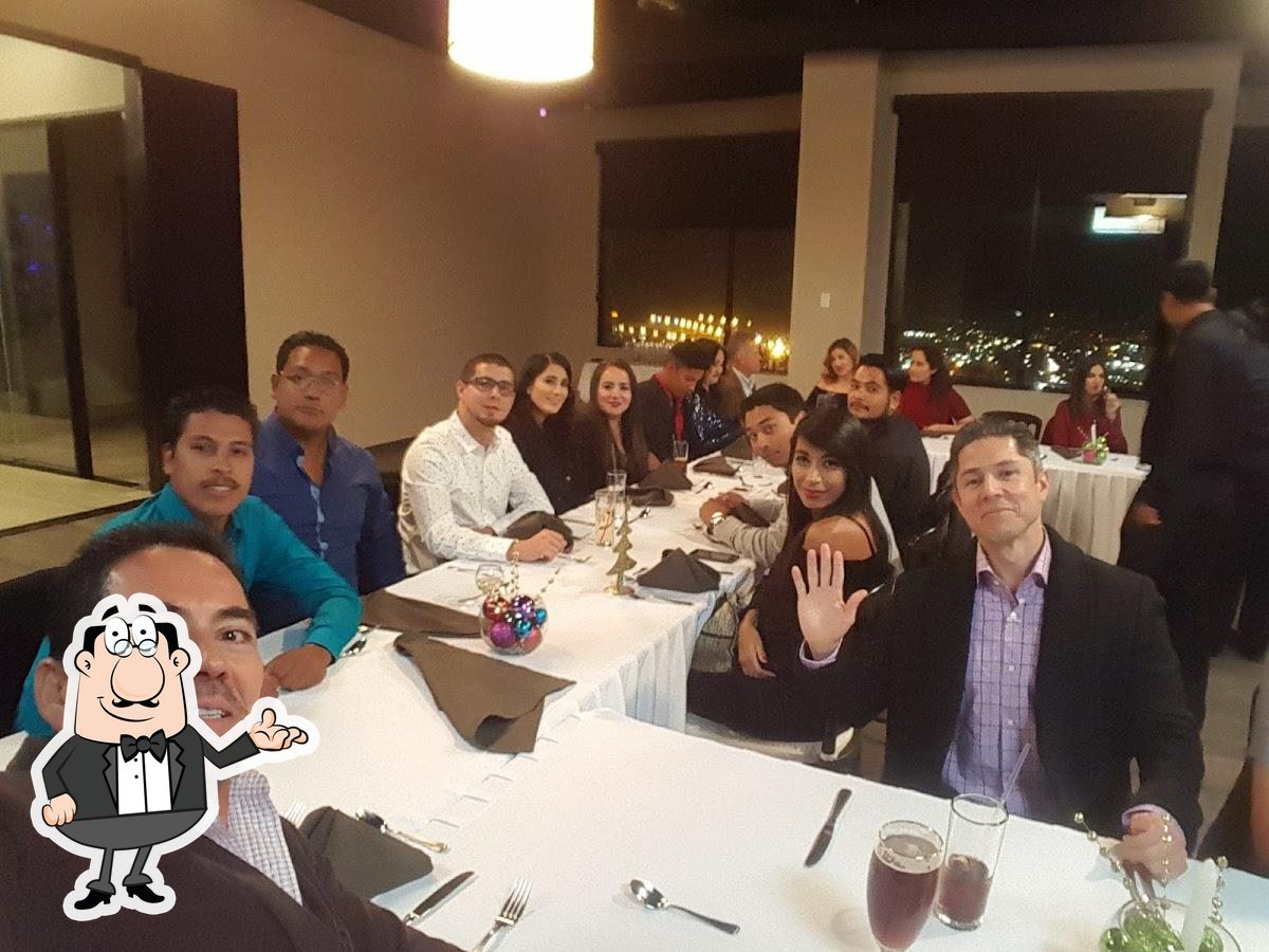 Club de Empresarios de Baja California, Tijuana - Restaurant reviews