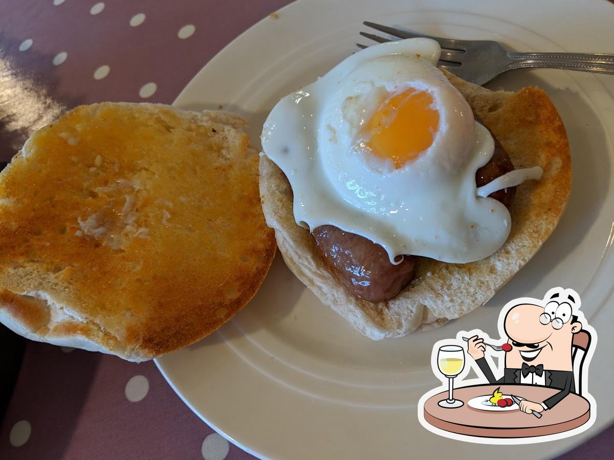 Plumcake Cafe in Bramhall Restaurant reviews