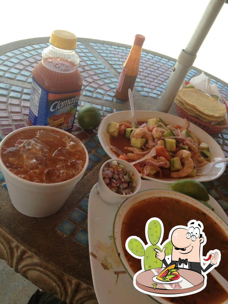 Mariscos Manzanillo, 8008 Santa Fe Ave in Huntington Park - Restaurant menu  and reviews