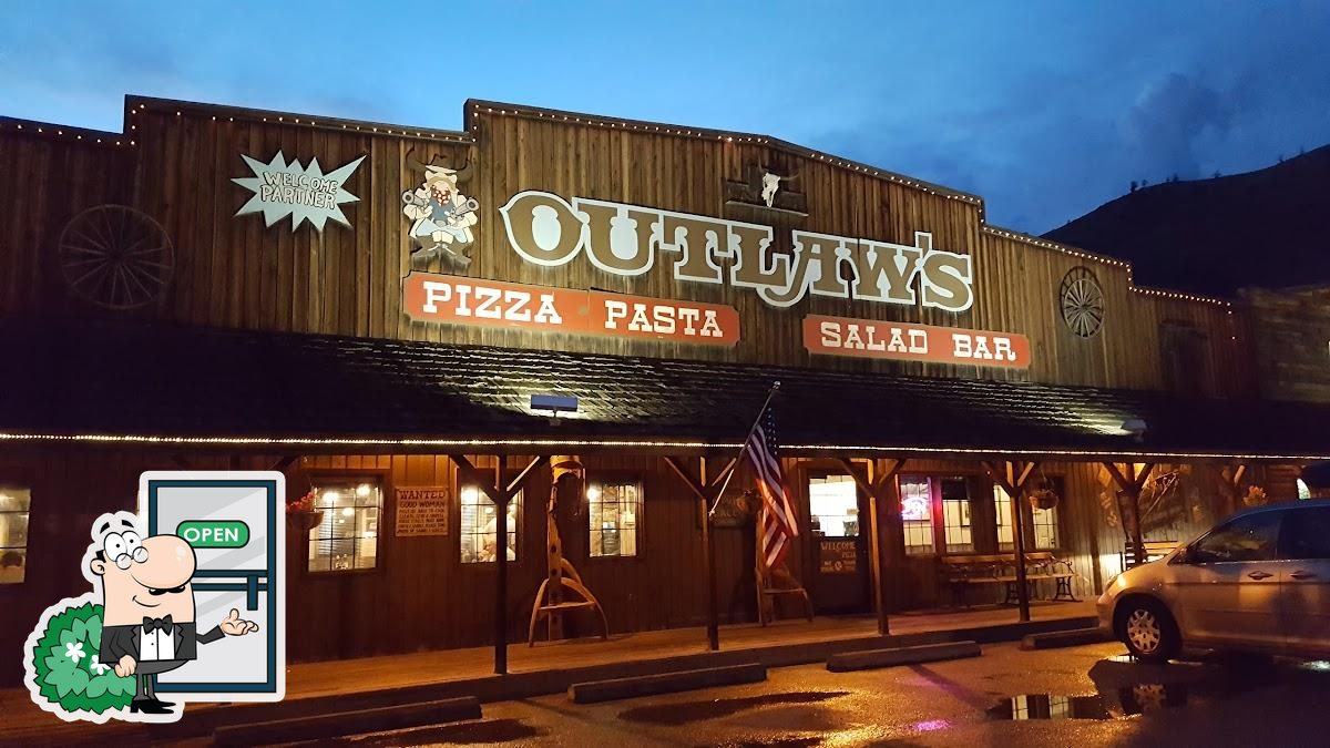 Outlaw's Pizza, Pizza place