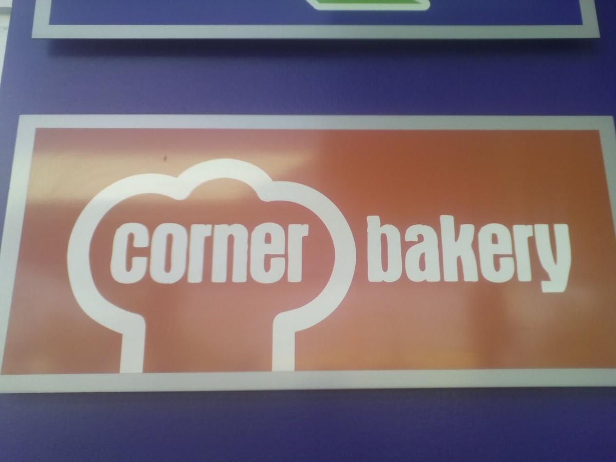 R8da Emblem Corner Bakery 2022 12 8 