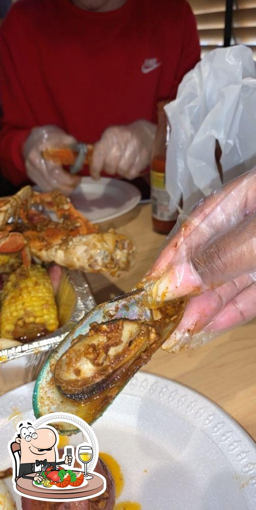 Lazy Crab, Next to Applebee's on Tara Blvd in Jonesboro Restaurant