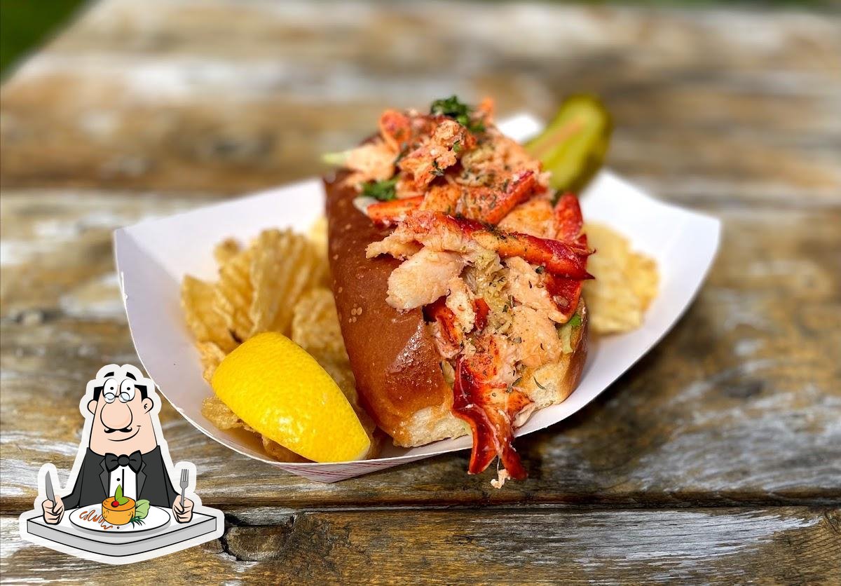 Tom's Lobster Shack in Peggys Cove Restaurant menu and reviews