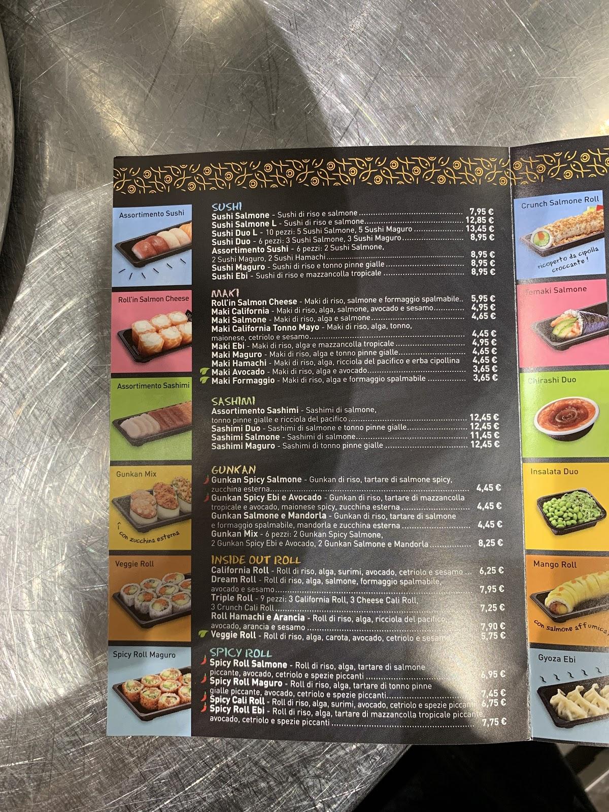 Sushi luôn là món ăn yêu thích của nhiều người với hương vị độc đáo và tươi ngon. Bạn đang tìm kiếm địa điểm ăn sushi ngon nhất tại Chieti? Sushi Daily Chieti sẵn sàng đáp ứng nhu cầu của bạn với đa dạng các món sushi tươi ngon. Nhấp chuột và khám phá menu đầy hấp dẫn của Sushi Daily Chieti.