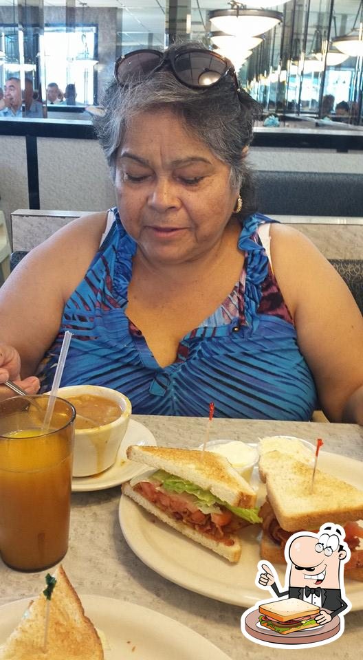 Superior Diner Tommys in Perth Amboy - Restaurant menu and reviews