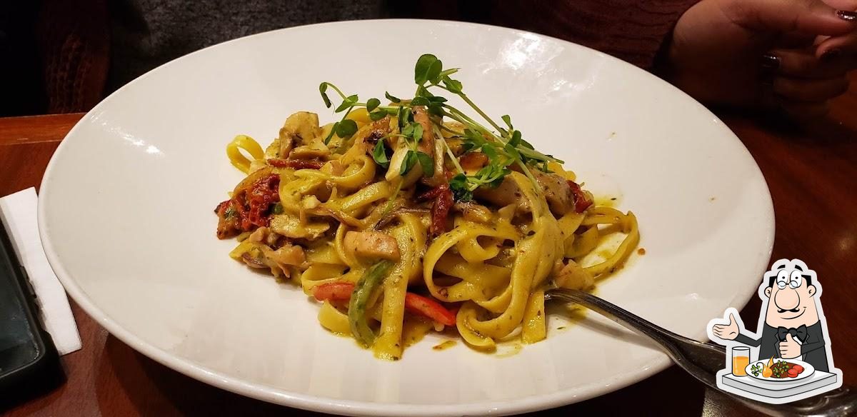 Pickle Barrel in Newmarket Restaurant menu and reviews