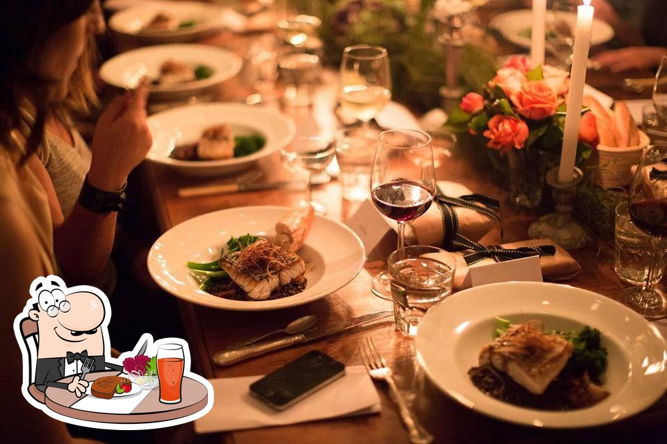 Bon Appetit Restaurant, 950 Madison Ave 1. in New York City
