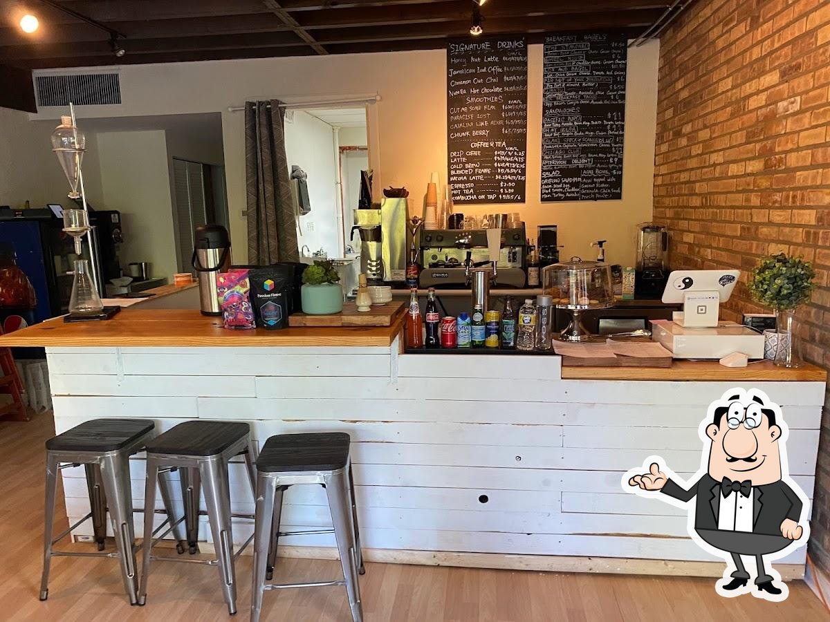 Oatflow Cafe in Long Grove Restaurant menu and reviews