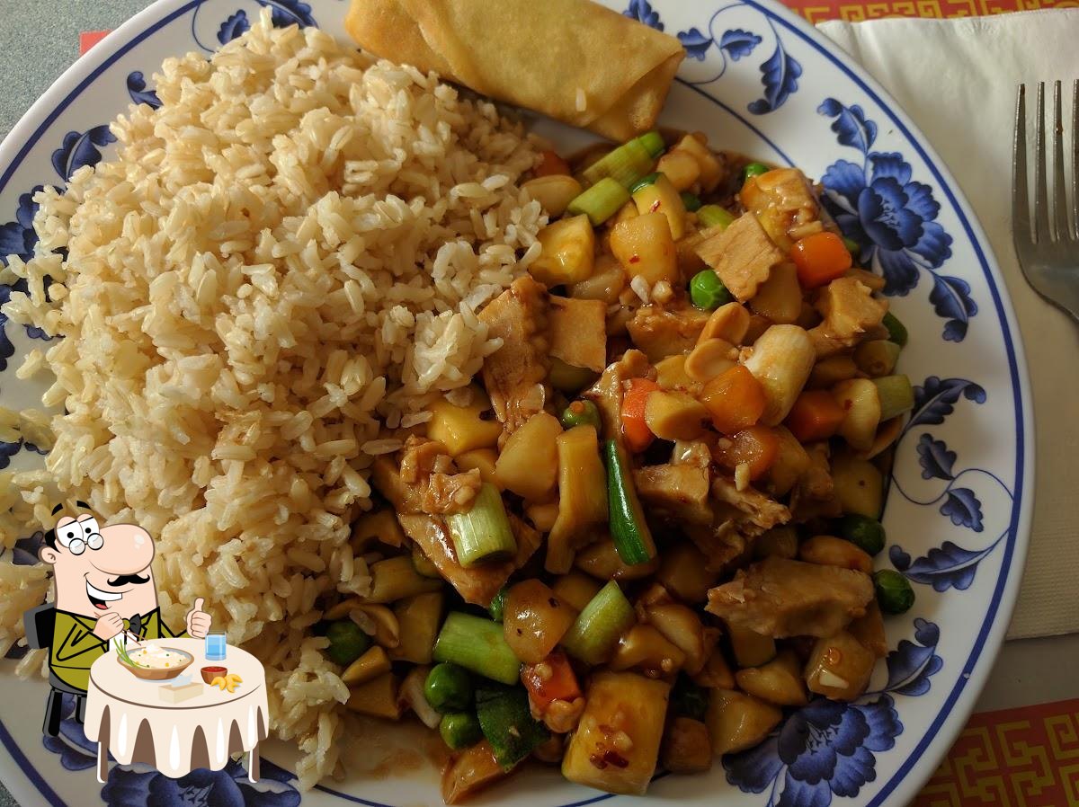 Guilin Chinese Restaurant, 4445 E Broadway Blvd in Tucson - Restaurant