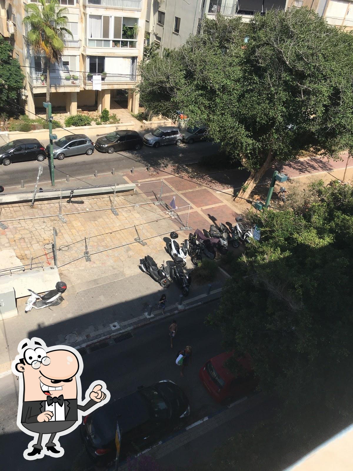 Kikar Atarim cafe, Tel AvivYafo