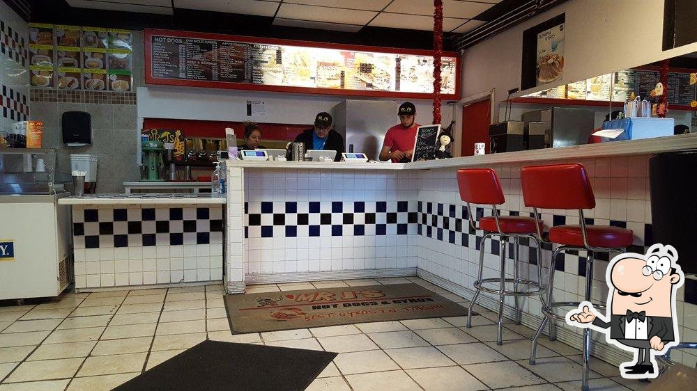 Mr. J's Hot Dogs & Gyros in Ottawa Restaurant menu and reviews