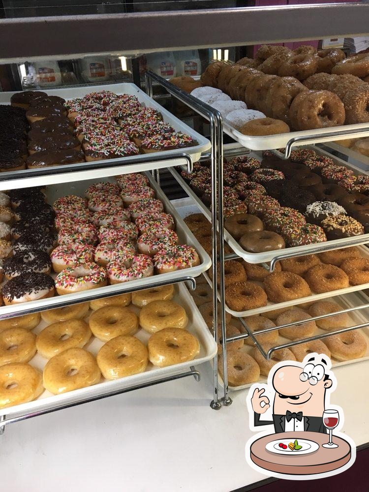 Giant Donuts in Oakley - Restaurant menu and reviews
