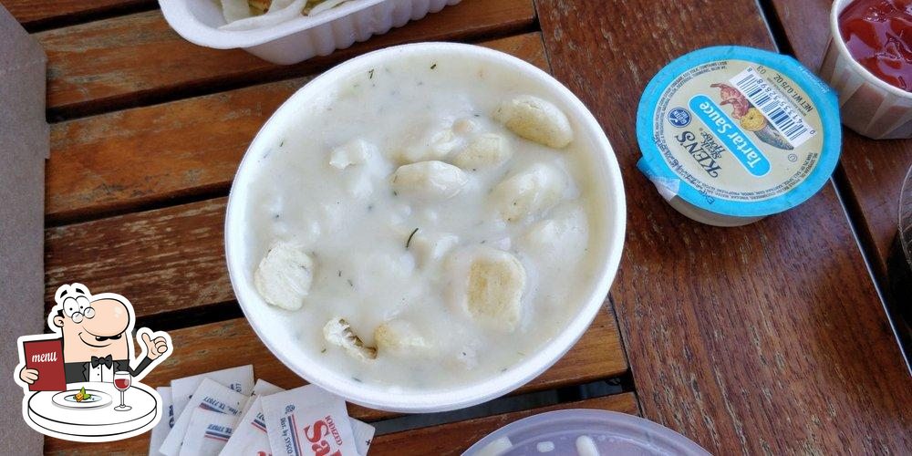 Iggy's Doughboys & Chowder House in Narragansett Restaurant menu and