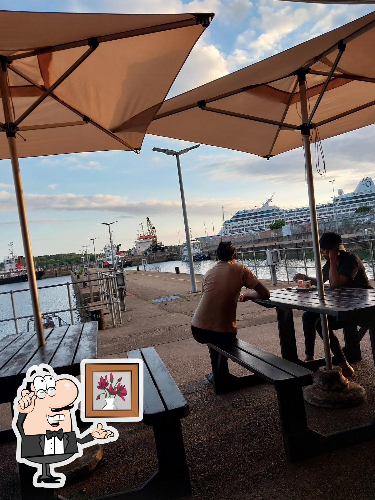 Waterfront lounge restaurant, Richards Bay, richardsbay Restaurant