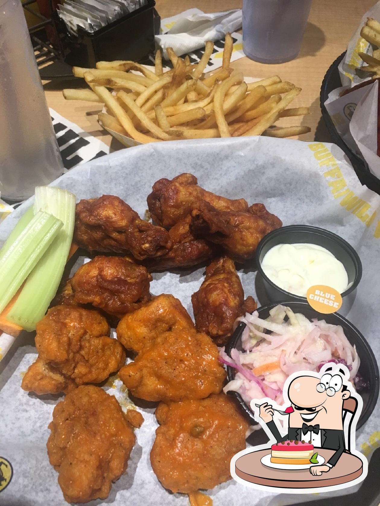 Cortesia de cumpleanos - Picture of Buffalo Wild Wings, Saltillo