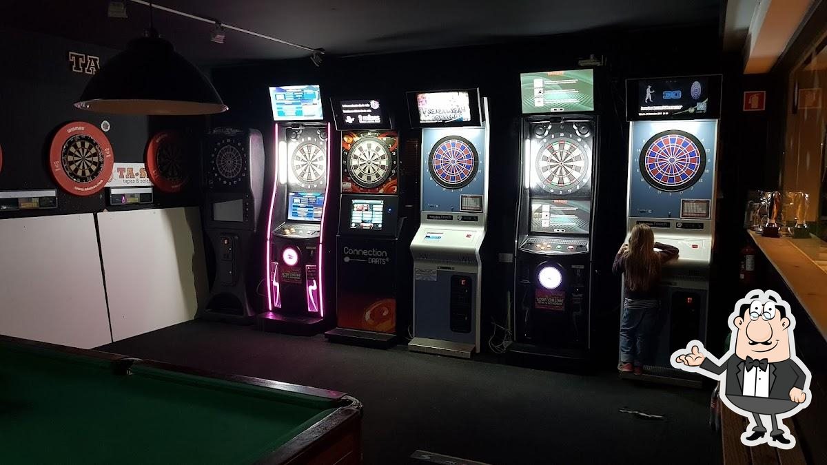 Sala de jogos - Darts shop – Foto de Ta-Se Tapas & Setas, Vila Nova de Gaia  - Tripadvisor