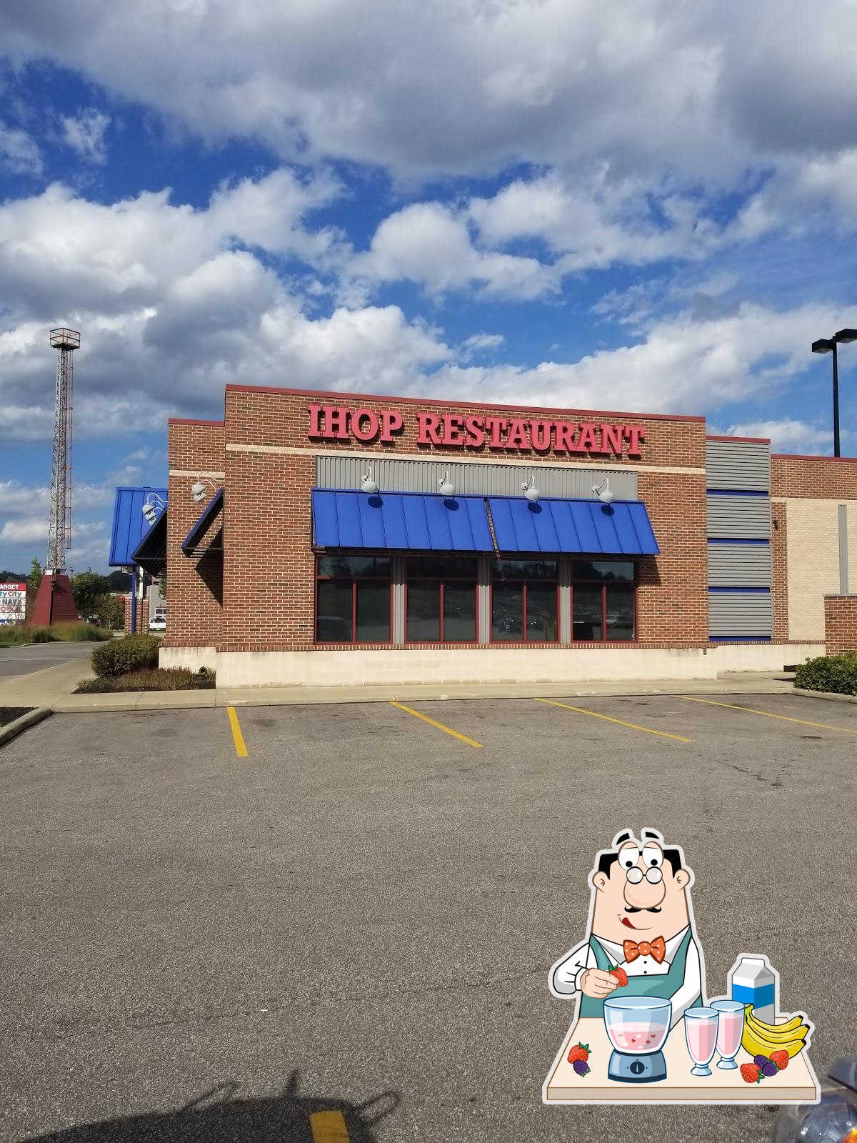 IHOP, 3511 Steelyard Dr, Cleveland, OH, Restaurant, family: chain