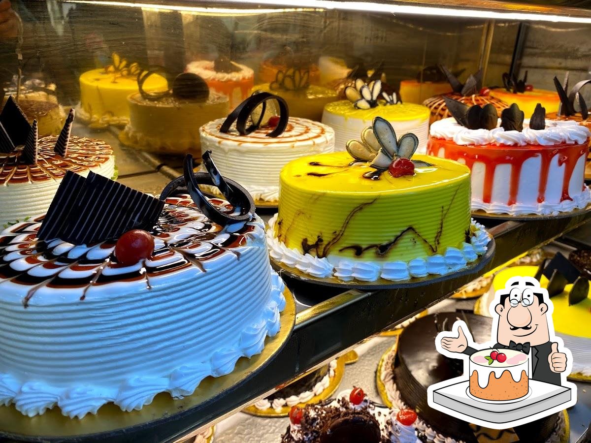 The Bake Brothers, New Delhi, Sector 8 Market Restaurant reviews