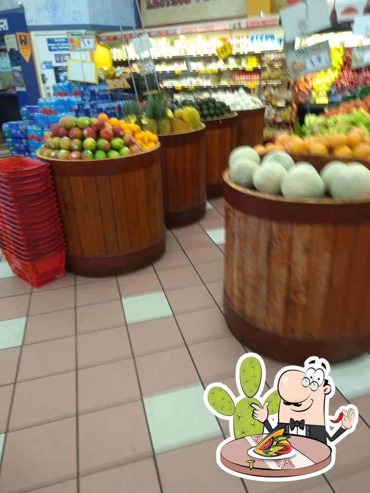 La Michoacana Meat Market, 2525 25th Ave N in Texas City Restaurant