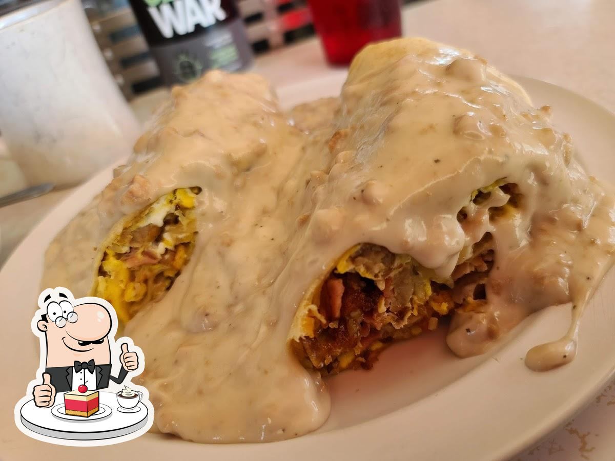 Charlie’s Dog House Diner, 2102 Brookpark Rd in Cleveland Restaurant menu and reviews