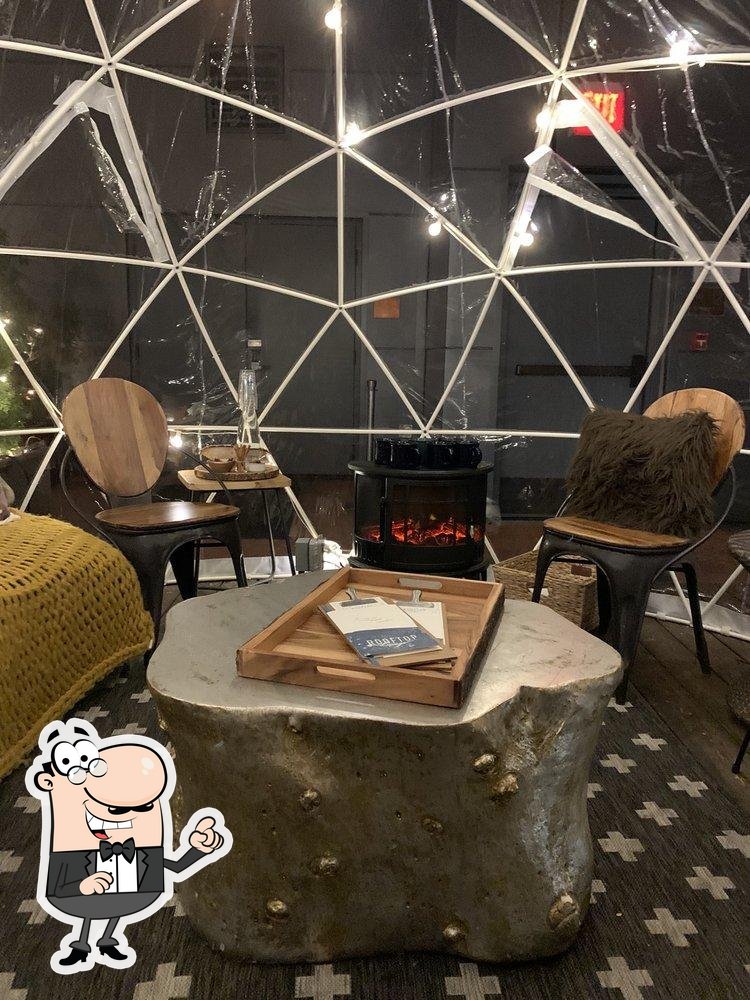 Bobby Hotel Rooftop Lounge in Nashville - Restaurant reviews