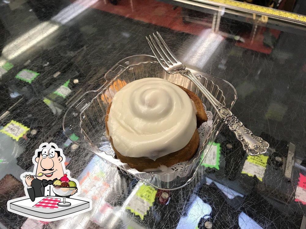 On The Sweet Side Bakery in North Bend Restaurant reviews