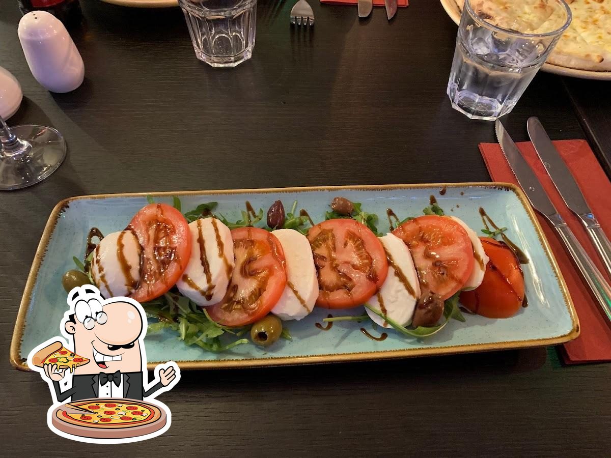 Amici Italian Restaurant Blackwood, 1 Pentwyn Rd in Blackwood